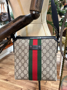 Authentic Gucci Sherry Stripe Messenger Bag Crossbody