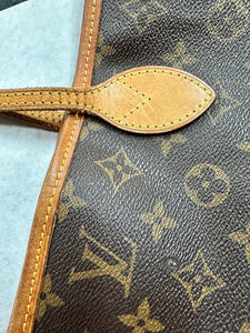 Authentic Louis Vuitton Monogram Neverfull PM