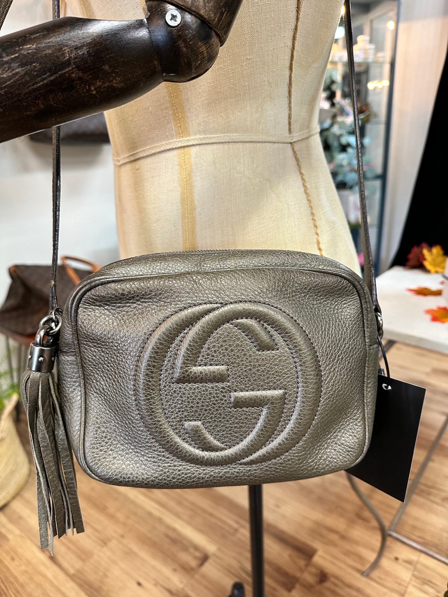 Authentic Gucci Soho Disco Crossbody Metallic Olive Green