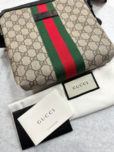 Authentic Gucci Sherry Stripe Messenger Bag Crossbody