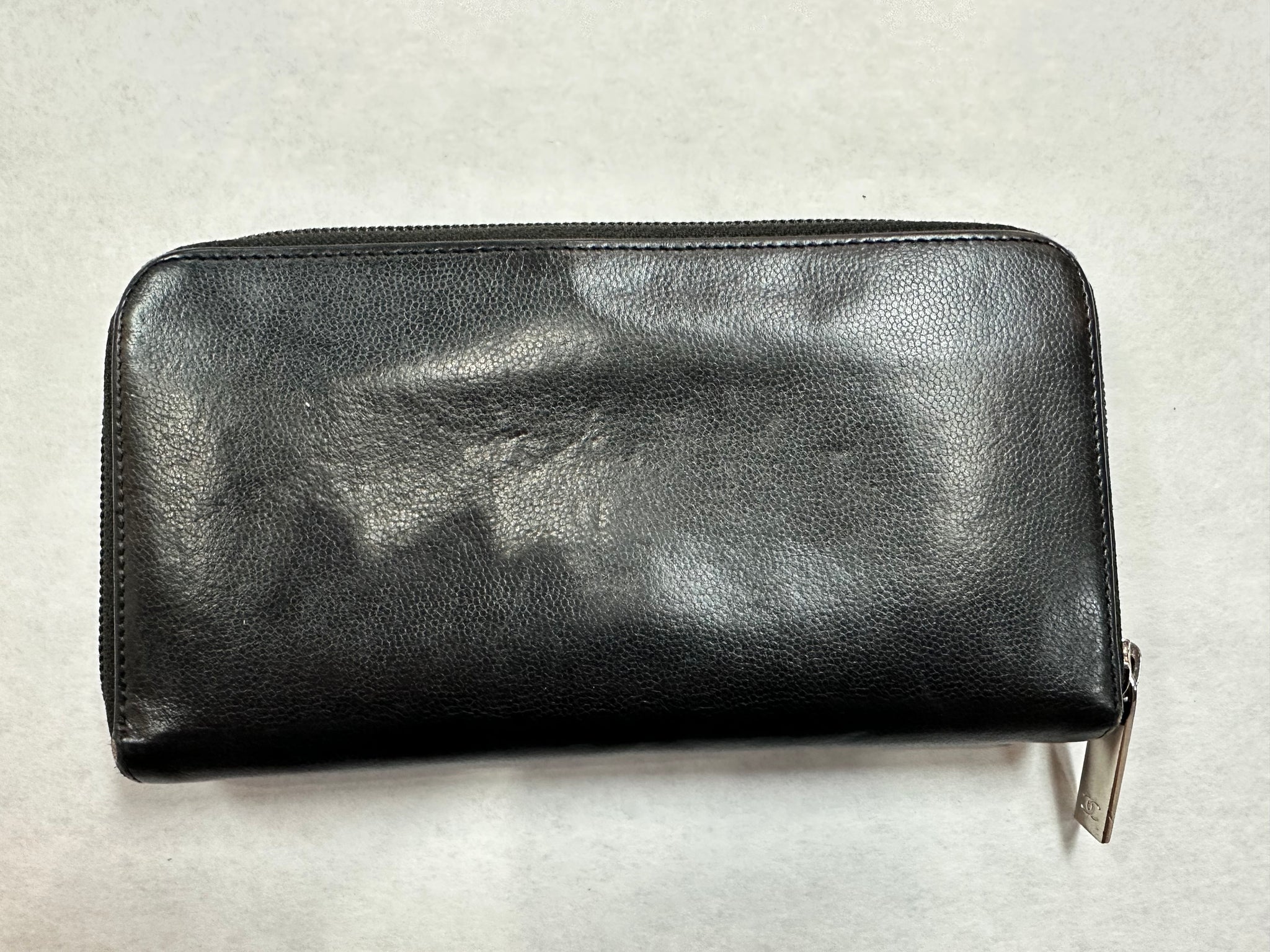 chanel black hobo wallet