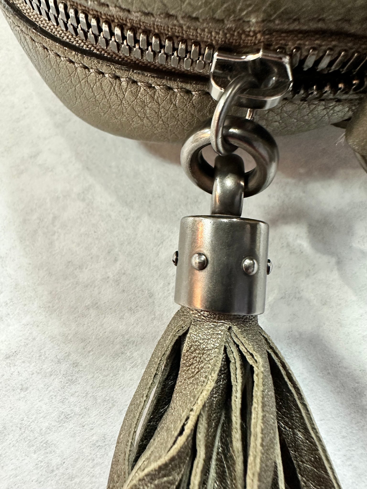 Authentic Gucci Soho Disco Crossbody Metallic Olive Green Relics to Rhinestones