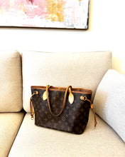 Authentic Louis Vuitton Monogram Neverfull PM