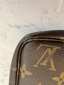 Authentic Louis Vuitton Monogram Pochette Accessory with Long Shoulder Strap