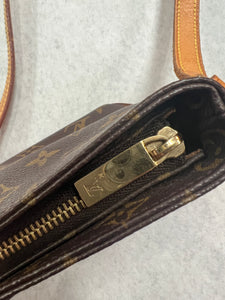 LOUIS VUITTON Brown Leather Monogram Crossbody Bag – theREMODA