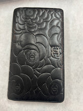 Authentic Chanel Camelia Wallet w/Box
