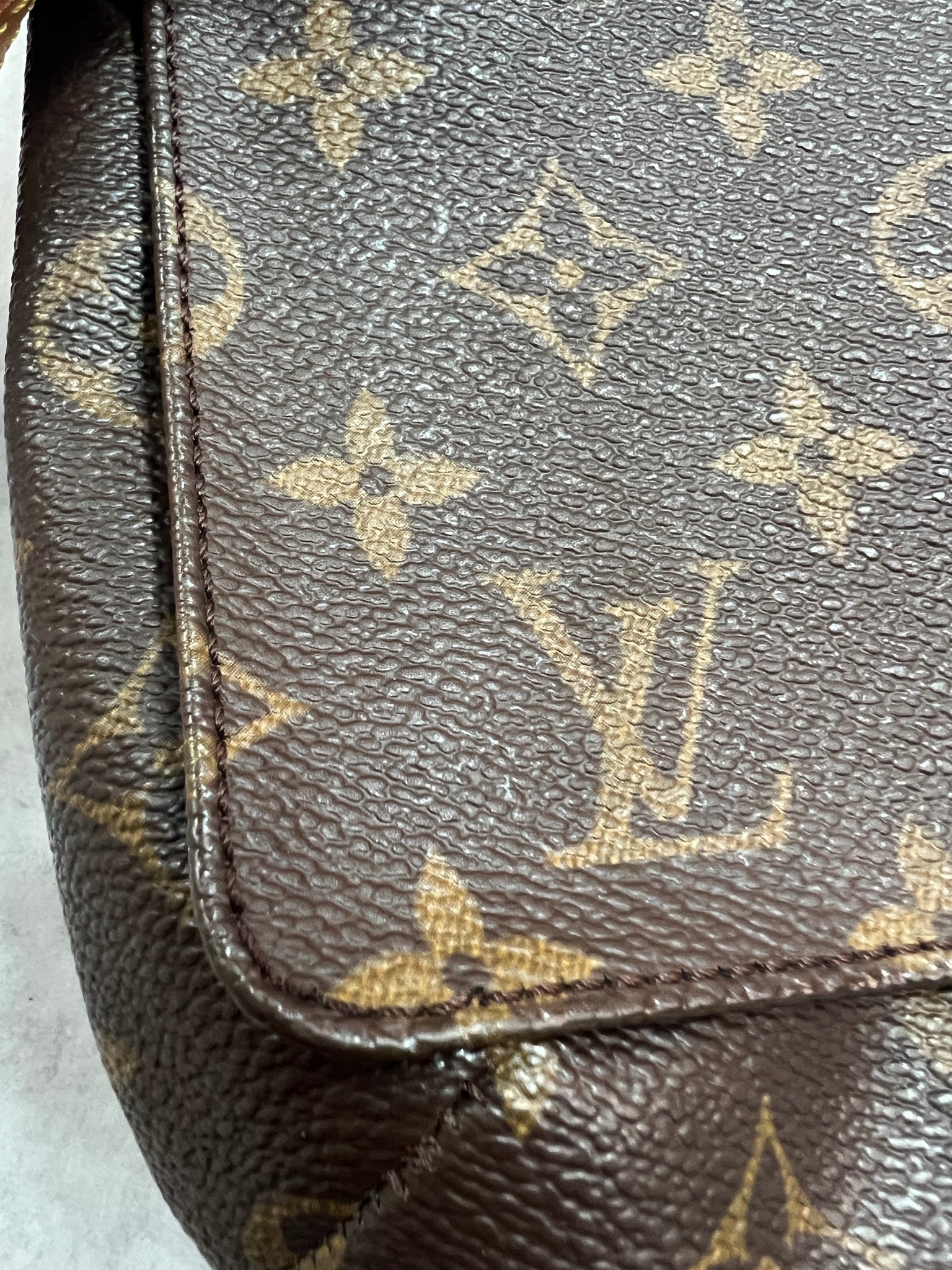 Musette cloth crossbody bag Louis Vuitton Brown in Cloth - 24633366