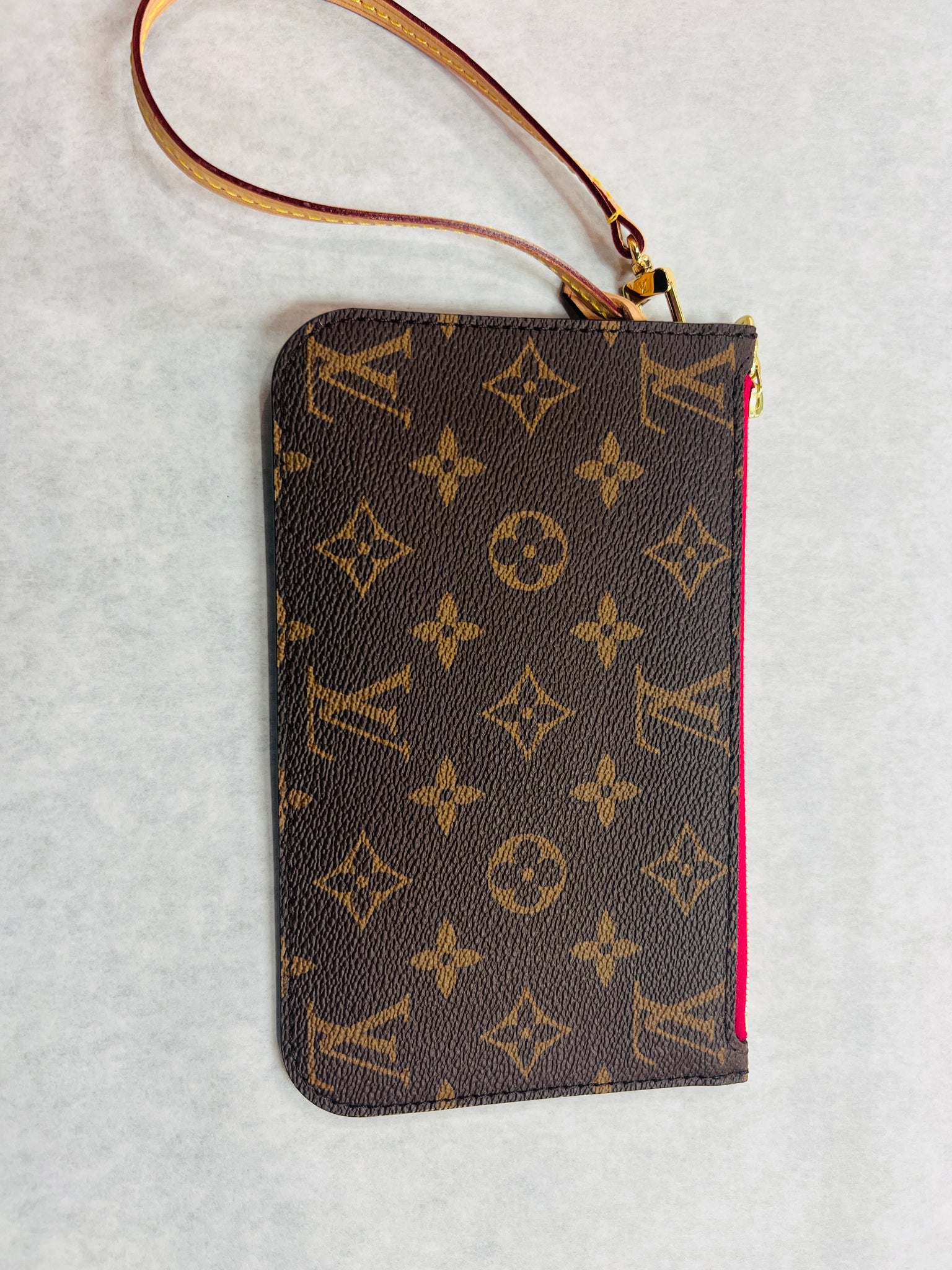 AUTHENTIC Louis Vuitton Neverfull Monogram Cherry MM PREOWNED