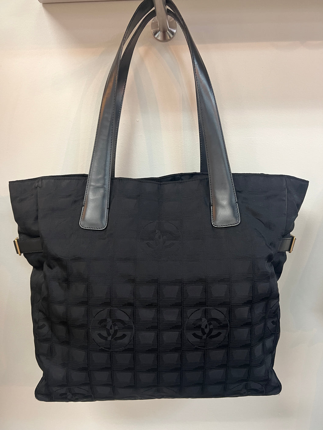 Authentic Nylon Chanel Travel Bag in Black – Relics to Rhinestones