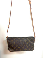 Authentic Louis Vuitton Monogram Trotter Trotteur Shoulder or Crossbody Bag