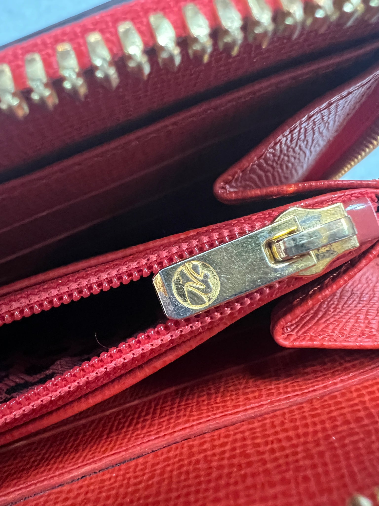 Authentic Longchamp Leather Zip Around Wallet Orange – Relics to Rhinestones