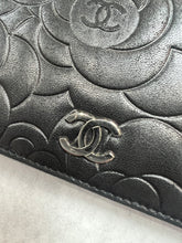 Authentic Chanel Camelia Wallet w/Box