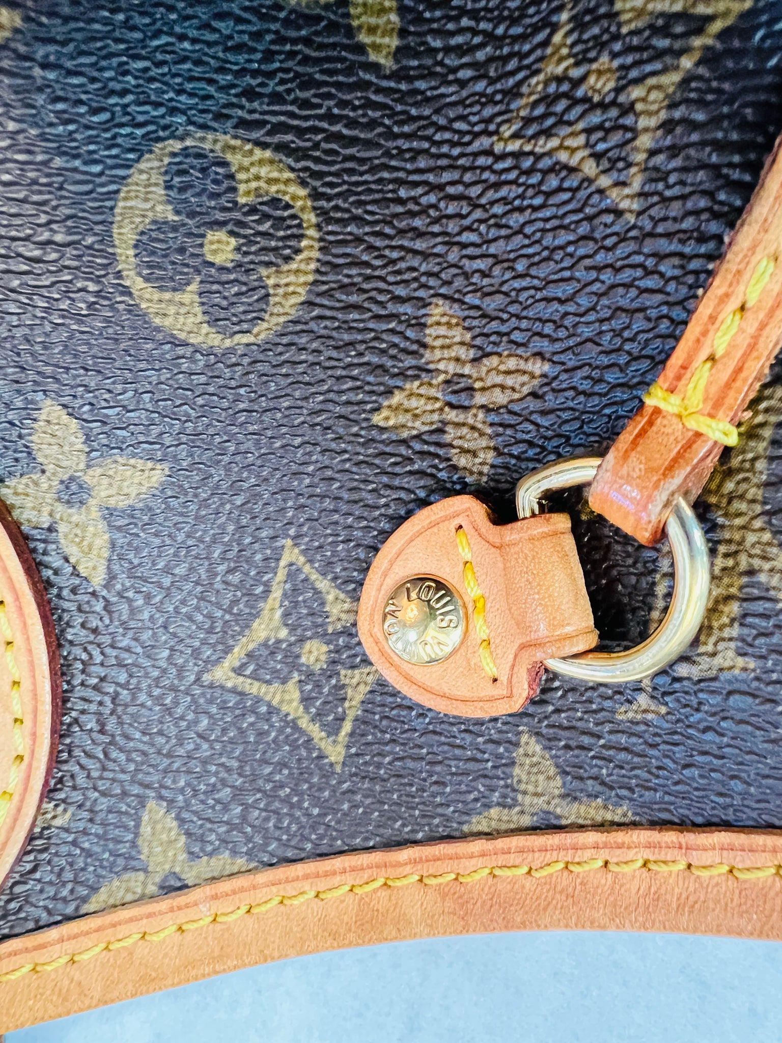 Louis Vuitton Neverfull Pm monogram canvas – JOY'S CLASSY COLLECTION