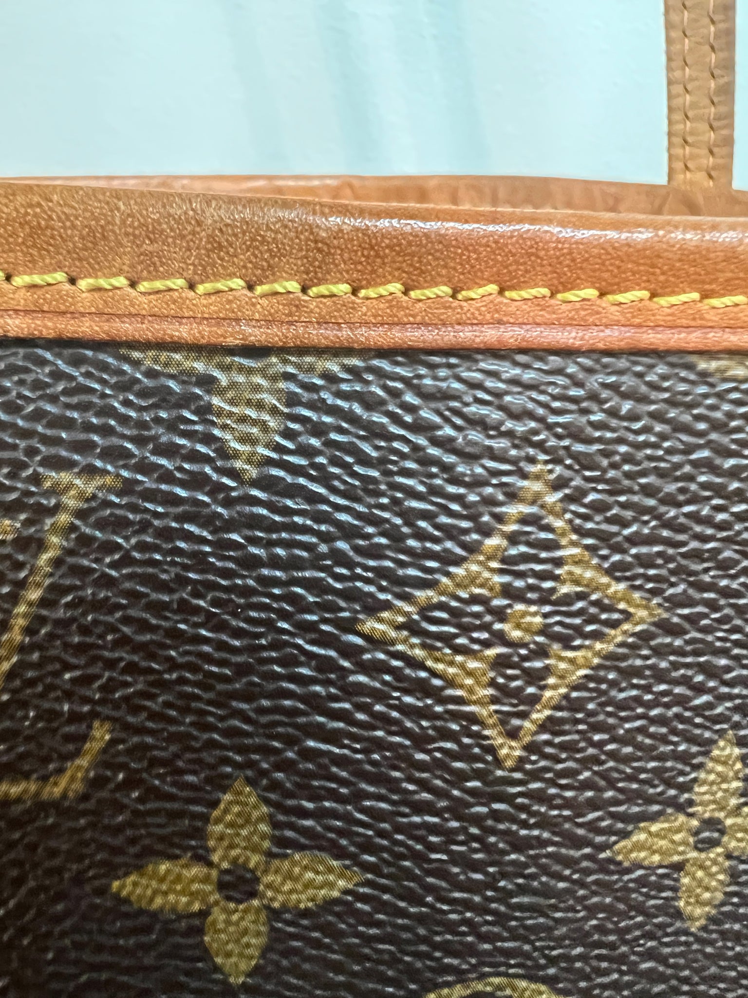 Authentic LV Neverfull: Discounted 210815/45