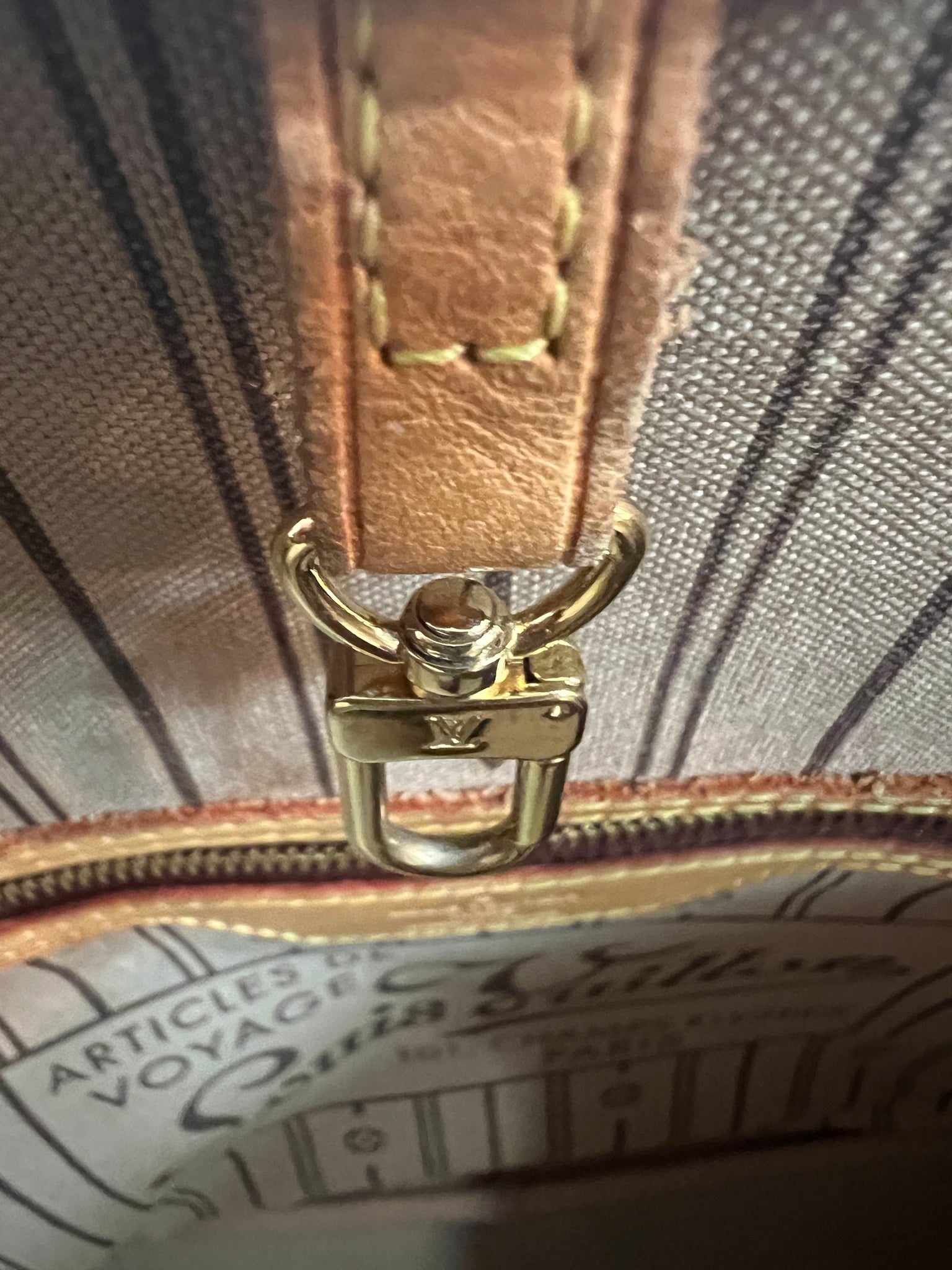 Authentic Louis Vuitton Monogram Neverfull PM – Relics to Rhinestones