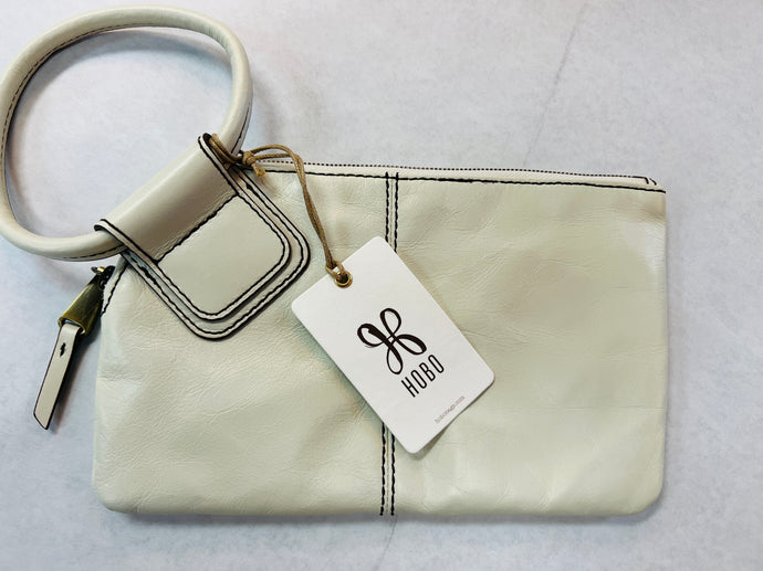 New HOBO Sable Leather Wristlet in Latte