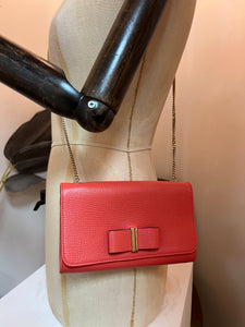 Authentic CHLOE Brand Crossbody/Wallet on Chain