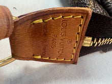 Authentic Louis Vuitton Pochette Accessory