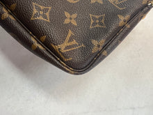 Authentic Louis Vuitton Pochette Accessory