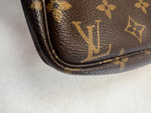 Authentic Louis Vuitton Pochette Accessory