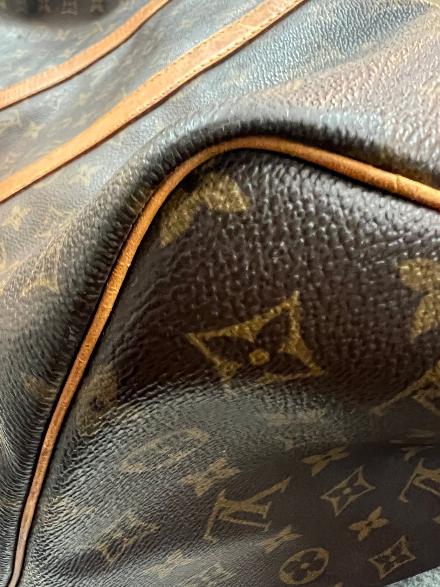 Authentic Louis Vuitton Keepall 50 Travel Bag – Relics to Rhinestones