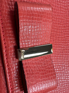 Authentic CHLOE Brand Crossbody/Wallet on Chain
