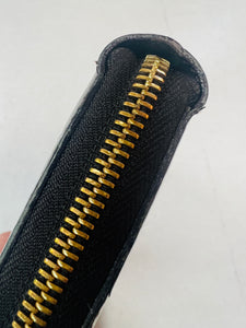 Authentic Louis Vuitton Monogram Vernis Zippy Wallet
