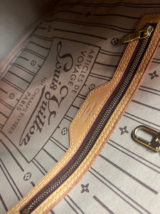 Authentic Louis Vuitton Monogram Neverfull PM – Relics to Rhinestones